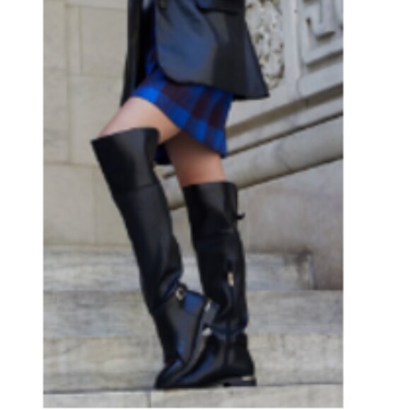 NEW Torgeis Over-the-Knee Boots. Black. Buckled Strap. Zipper. Size 7.